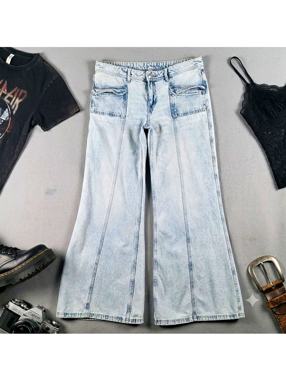 H&M Divided Acid Wash Seamed Wide Leg Flare Jeans Front Pockets Size 8